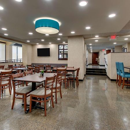 Best Western Plus Indianapolis North At Pyramids מראה חיצוני תמונה