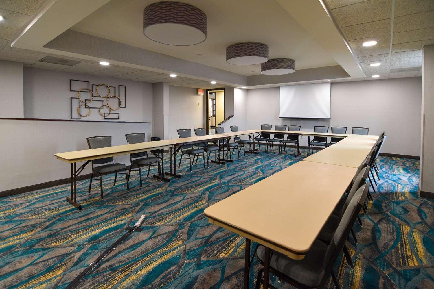 Best Western Plus Indianapolis North At Pyramids מראה חיצוני תמונה